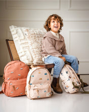Load image into Gallery viewer, Backpack Sweet Cuddles Cars