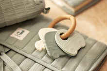 Load image into Gallery viewer, Teether Ring Keychain On the Go