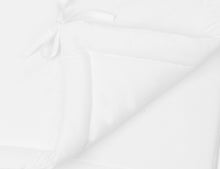 Load image into Gallery viewer, Bumper Crib White