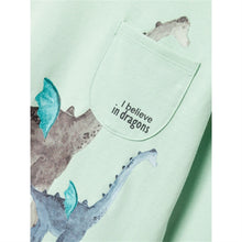 Load image into Gallery viewer, Shirt longsleeve I Believe in Dragons, 2 colors
