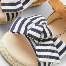 Load image into Gallery viewer, Sandal Stripe