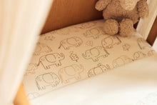 Load image into Gallery viewer, Fitted Sheet jersey 70/75*140/150 Elephant Tales