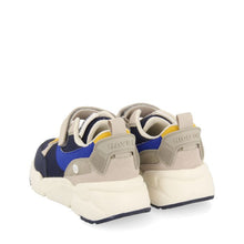 Load image into Gallery viewer, Sneaker Light & Flexible Chunky Soles