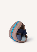 Load image into Gallery viewer, Barefoot Sandal Leather Crab Marino