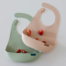 Load image into Gallery viewer, Bib Silicone Pistachio