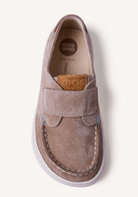 Load image into Gallery viewer, Barefoot Boat Shoes Sand & Navy