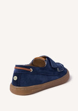 Load image into Gallery viewer, Barefoot Boat Shoes Sand & Navy