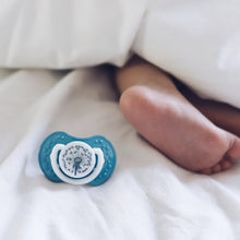 Load image into Gallery viewer, Pacifier Dynamic 18+ months Botanic