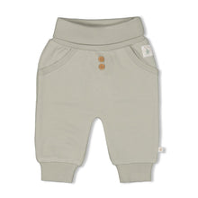 Load image into Gallery viewer, Pants Picnic Party