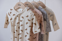 Load image into Gallery viewer, Suit with Hat Giftset Croissant