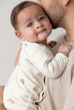 Load image into Gallery viewer, Suit with Hat Giftset Animals