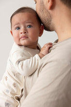 Load image into Gallery viewer, Suit with Hat Giftset Animals