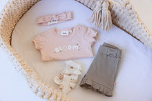 Load image into Gallery viewer, Shirt Bloom With Love