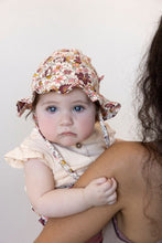Load image into Gallery viewer, Hat Sunhat AOP Wild Flowers