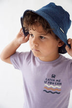 Load image into Gallery viewer, Shirt Catch Me If You Can