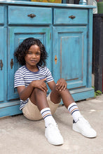 Load image into Gallery viewer, Short Sand