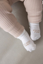 Load image into Gallery viewer, Socks Picnic Party