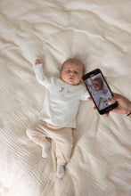 Load image into Gallery viewer, Shirt Longsleeve Special Delivery