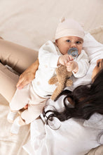 Load image into Gallery viewer, Hat Rib Honey Bear