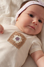 Load image into Gallery viewer, Shirt Crochet Flower Ranch