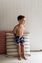 Load image into Gallery viewer, Short Leaves