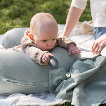 Load image into Gallery viewer, Nursing Cape Mom'n Play Green