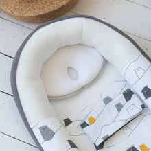 Load image into Gallery viewer, Pillow Baby