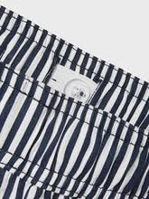 Load image into Gallery viewer, Short Stripes