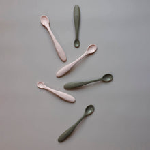 Load image into Gallery viewer, Weaning spoons for baby food, 3 colors