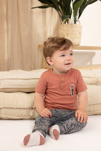 Load image into Gallery viewer, Socks Good Vibe