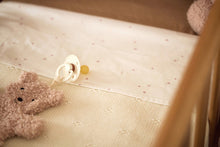 Load image into Gallery viewer, Sheet 75*100 Twinkling Wild Rose
