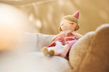 Load image into Gallery viewer, Cuddle Lady Lynn
