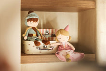 Load image into Gallery viewer, Cuddle Lady Lynn
