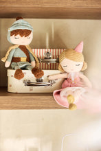 Load image into Gallery viewer, Cuddle Lady Lynn
