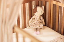 Load image into Gallery viewer, Cuddle Cat Jill
