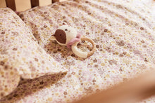 Load image into Gallery viewer, Teether Cat Jill
