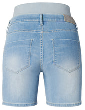 Load image into Gallery viewer, Maternity Jeans Short Light Blue
