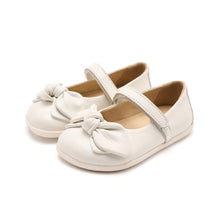 Load image into Gallery viewer, Barefoot Ballerina Mary Jane Bow Pink &amp; White
