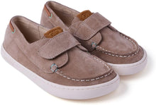 Load image into Gallery viewer, Barefoot Boat Shoes Sand &amp; Navy
