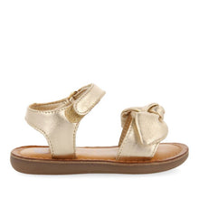 Load image into Gallery viewer, Sandals with Bow Metallic Gold
