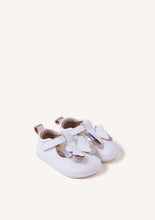 Load image into Gallery viewer, Barefoot Ballet Shoe Butterfly
