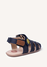 Load image into Gallery viewer, Barefoot Sandal Leather Crab Kaki &amp; Marino
