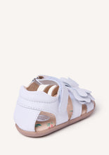 Load image into Gallery viewer, Barefoot Sandal Butterfly Gold and White
