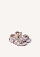Load image into Gallery viewer, Barefoot Sandal Butterfly Gold and White
