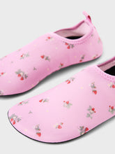 Load image into Gallery viewer, Swimshoes Strawberry
