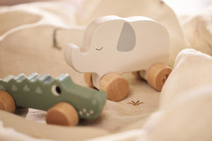 Wooden Elephant on Wheels
