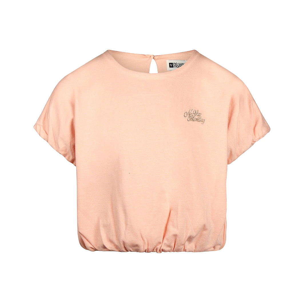 Shirt Boxy Cut on Sleeve