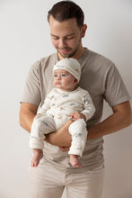 Load image into Gallery viewer, Suit with Hat Giftset Animals
