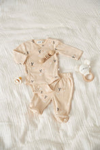 Load image into Gallery viewer, Romper Wrap AOP Rib Special Delivery
