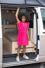 Load image into Gallery viewer, Dress Samba Shake
